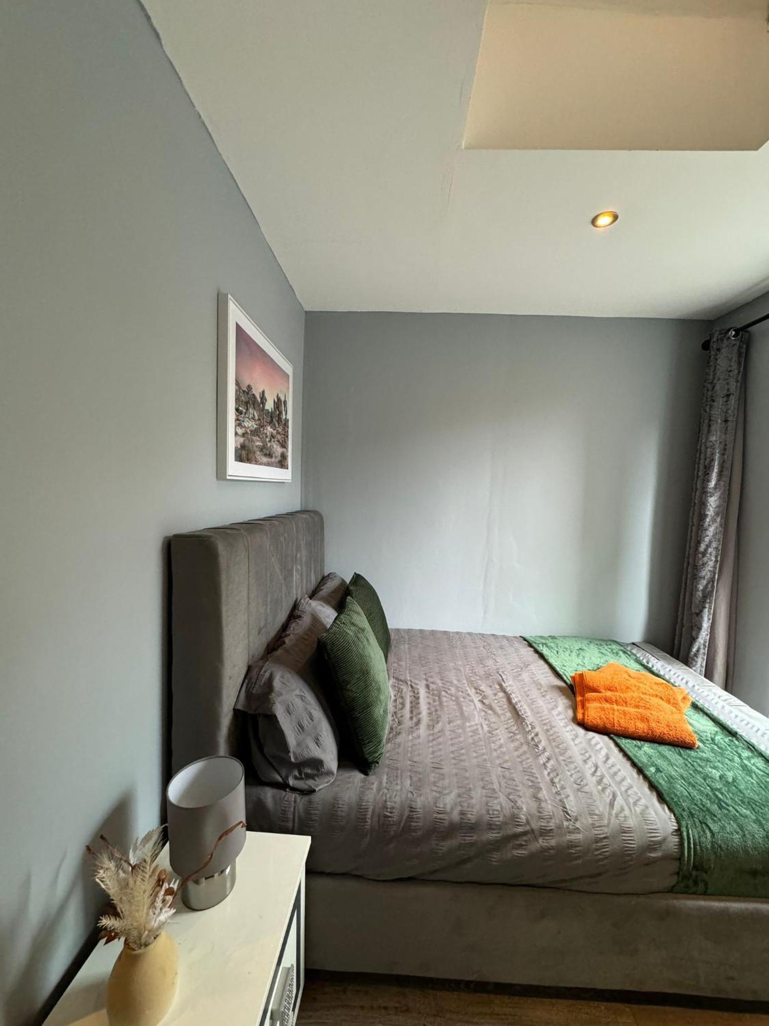 2 Bedroom Flat In Euston 2 Mins Away From Station, No Lift London Luaran gambar
