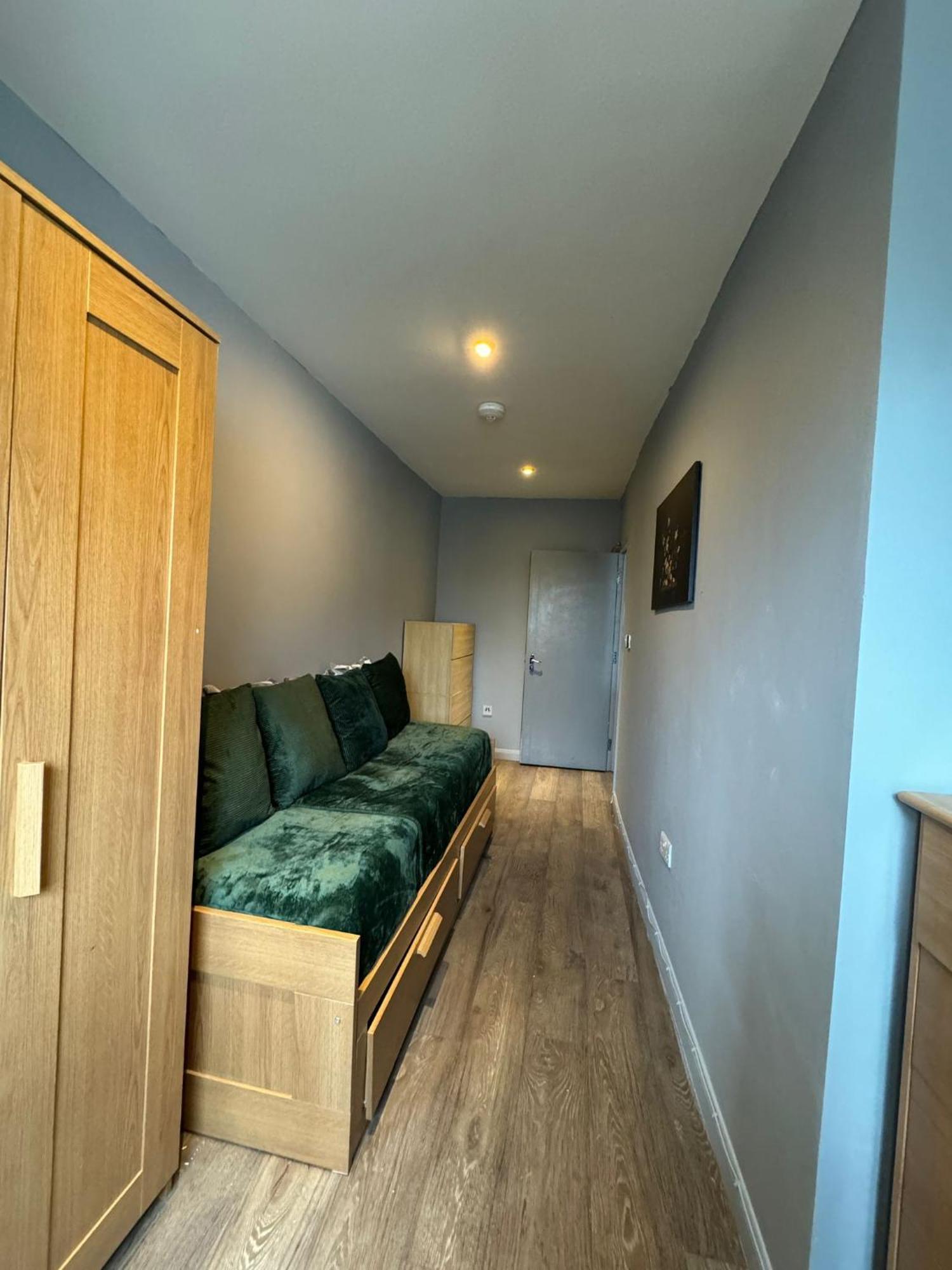2 Bedroom Flat In Euston 2 Mins Away From Station, No Lift London Luaran gambar
